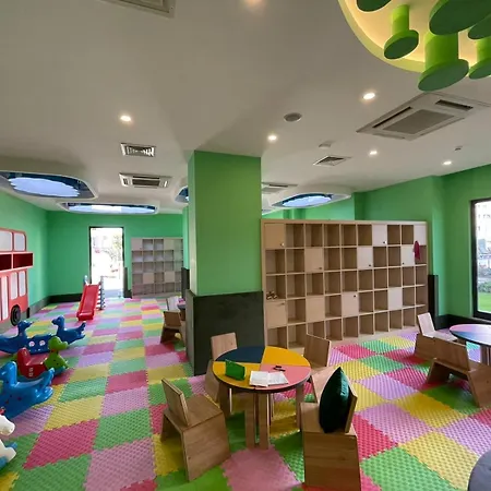 Serenity Apartment *